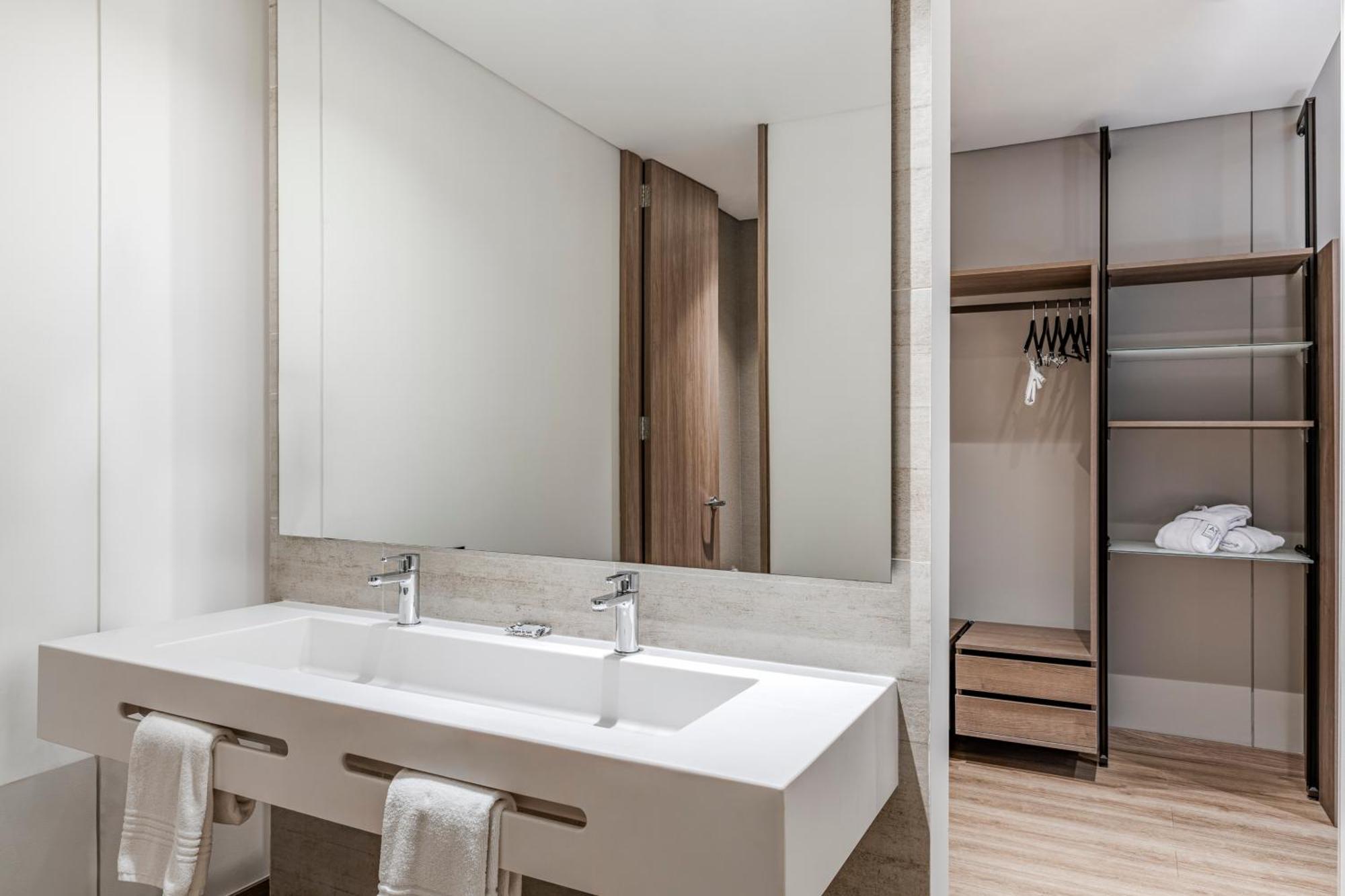 Ac Hotel By Marriott Bogota Zona T Zewnętrze zdjęcie