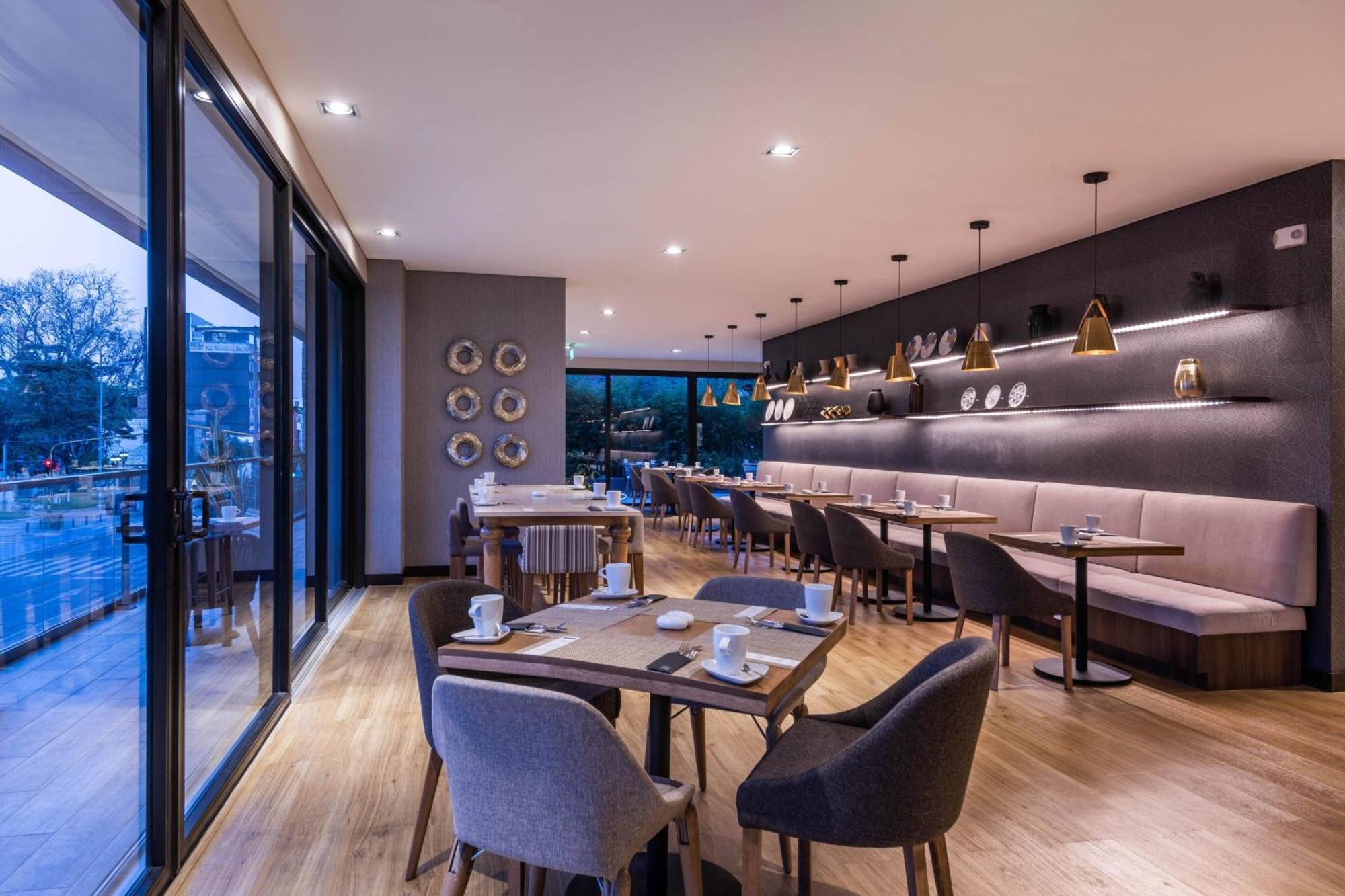 Ac Hotel By Marriott Bogota Zona T Zewnętrze zdjęcie