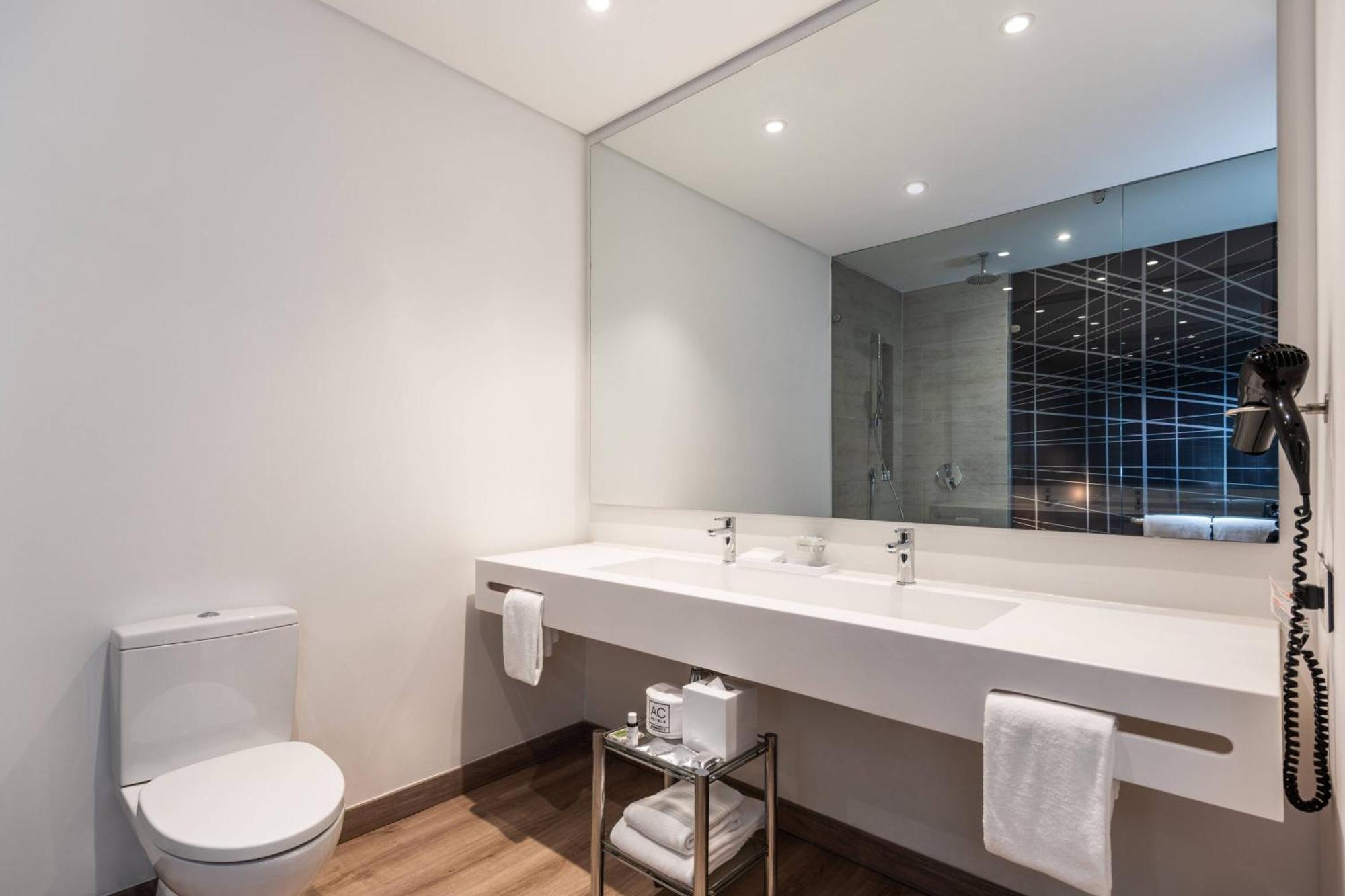 Ac Hotel By Marriott Bogota Zona T Zewnętrze zdjęcie