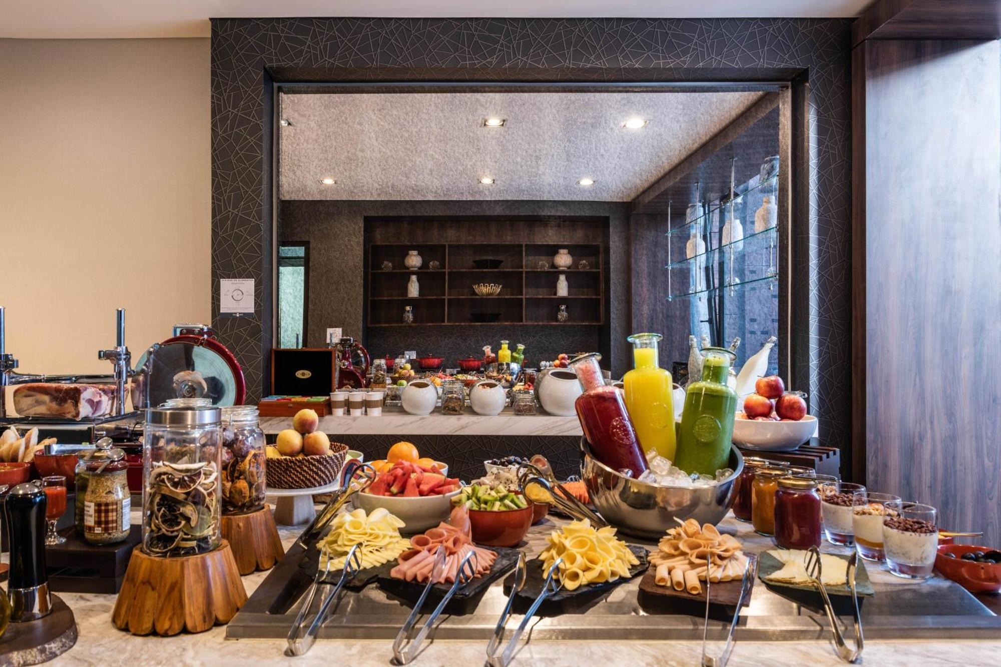 Ac Hotel By Marriott Bogota Zona T Zewnętrze zdjęcie